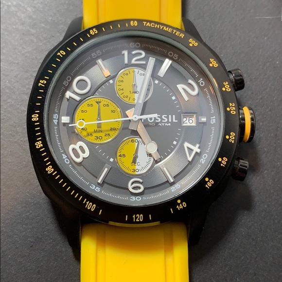 Fossil watch yellow chronograph analog rubber euc - Picture 8 of 8